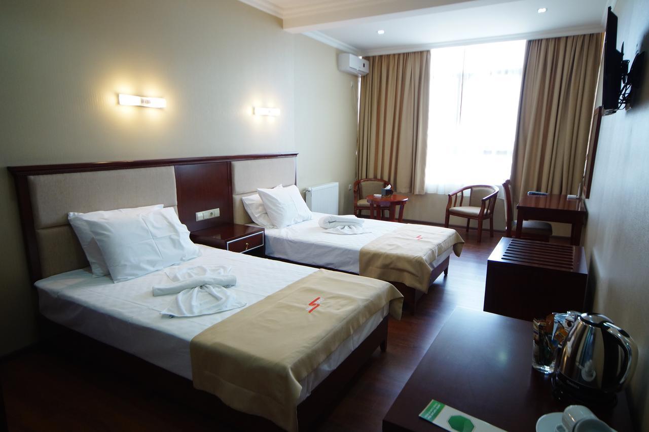 Hotel 725 Batumi Luaran gambar