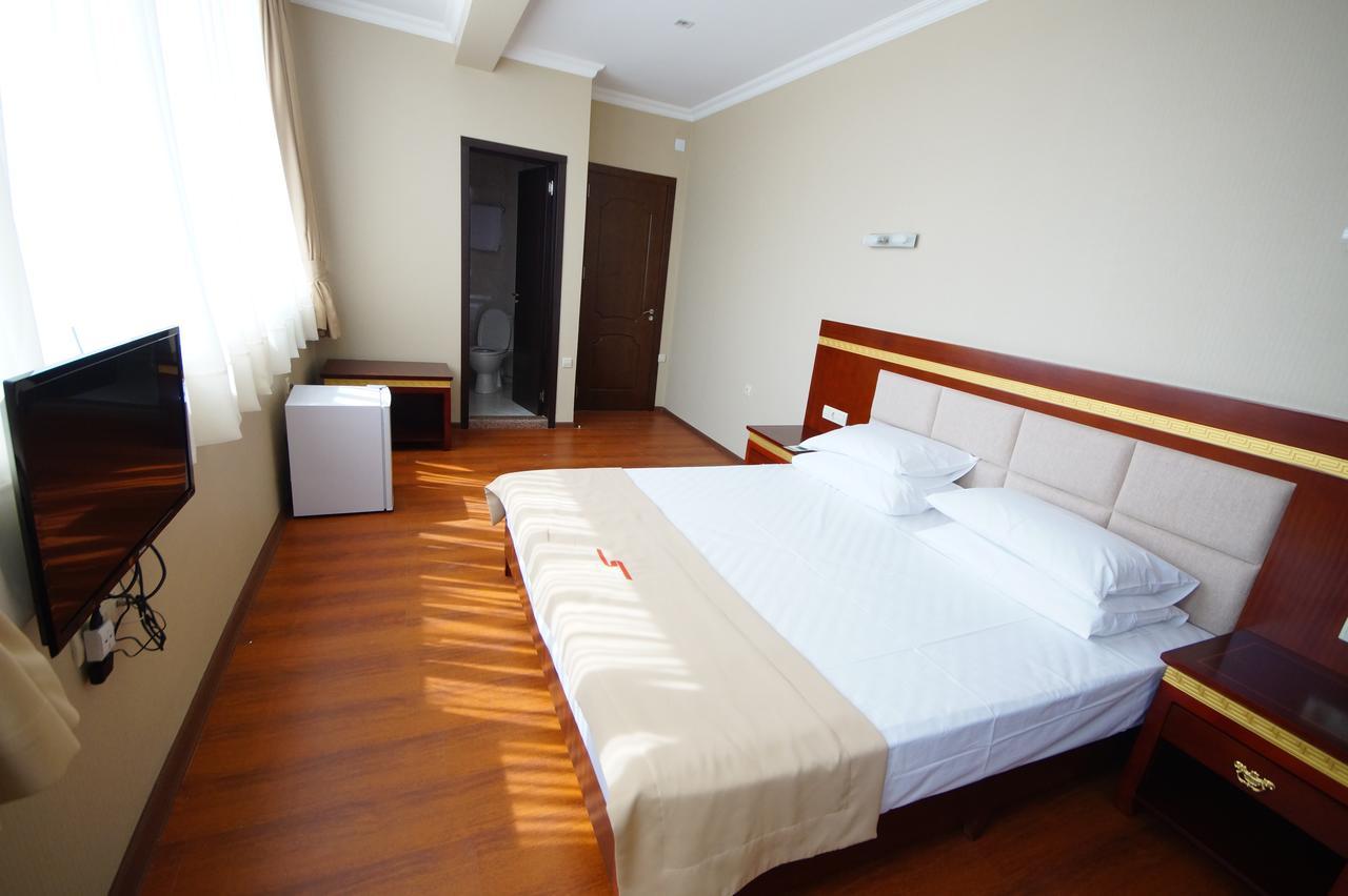 Hotel 725 Batumi Luaran gambar