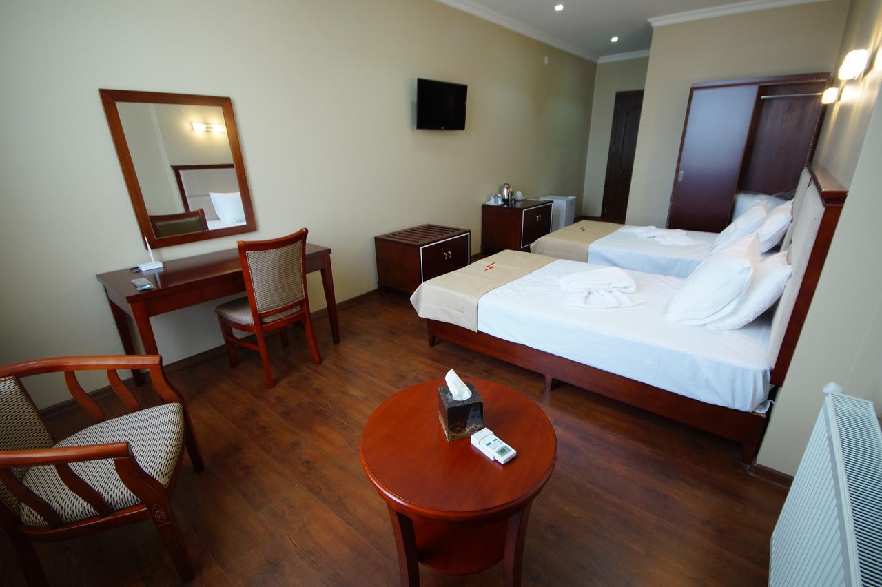 Hotel 725 Batumi Luaran gambar