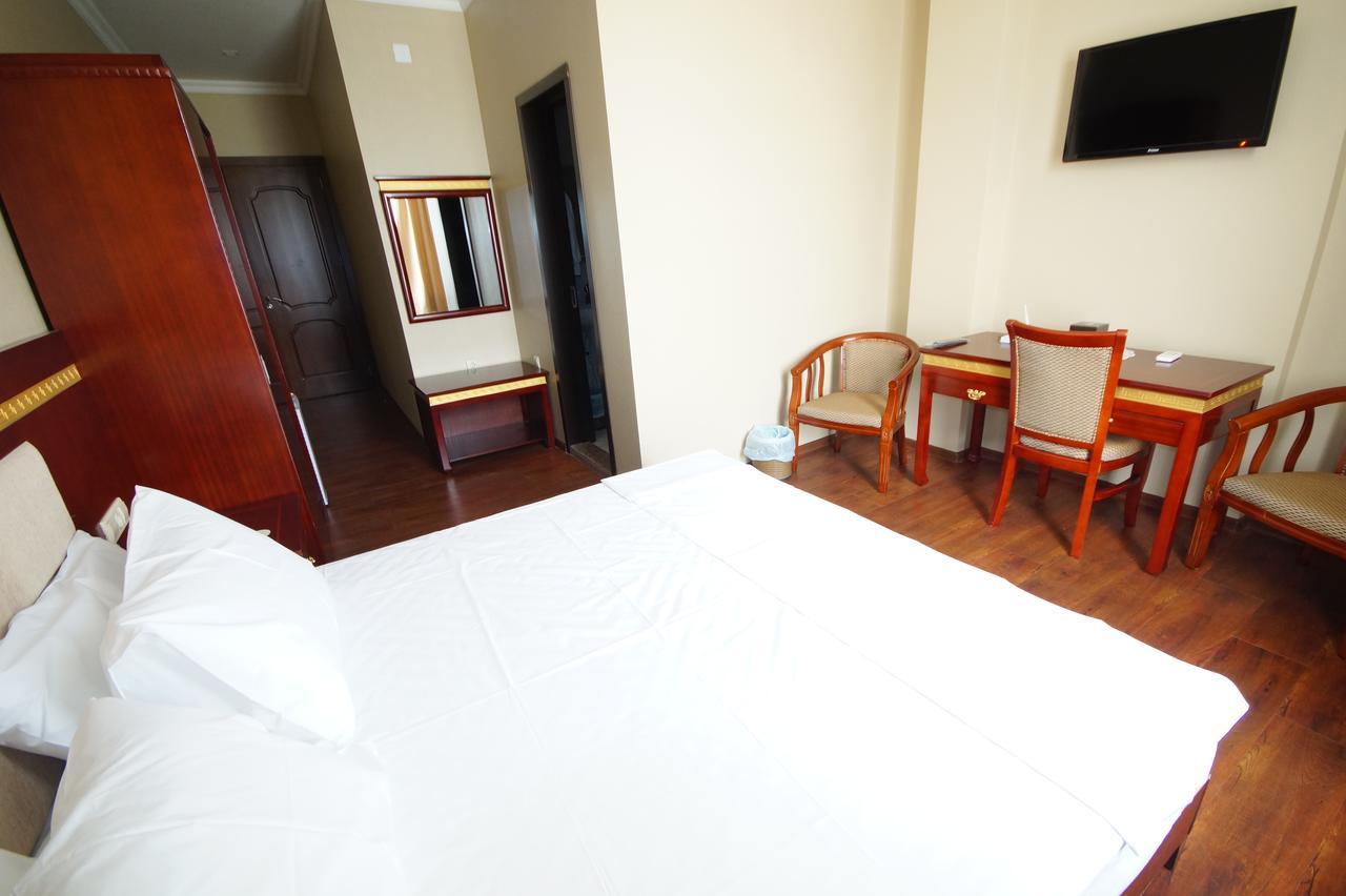 Hotel 725 Batumi Luaran gambar